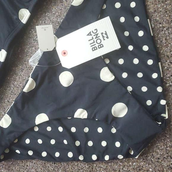 Billabong reversible bikini - Picture 2 of 3